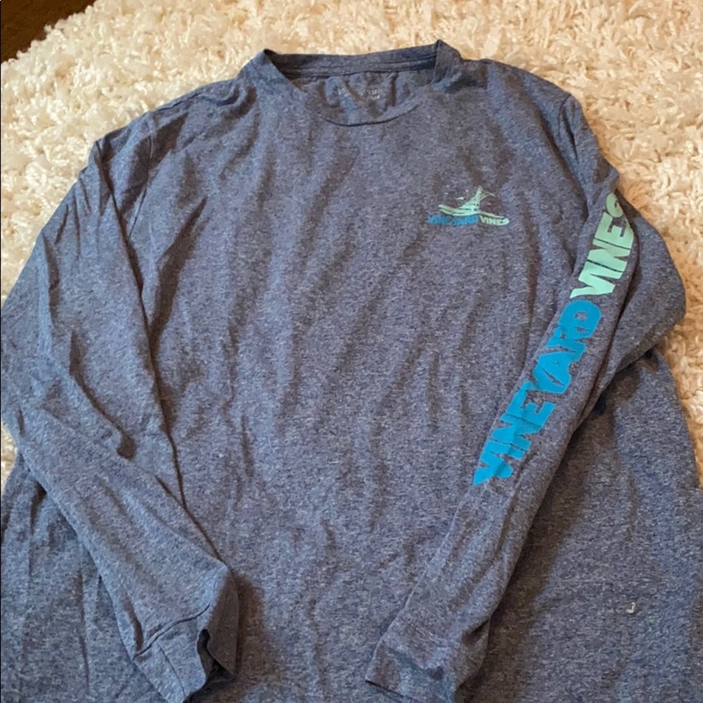 Me at long sleeve shirt